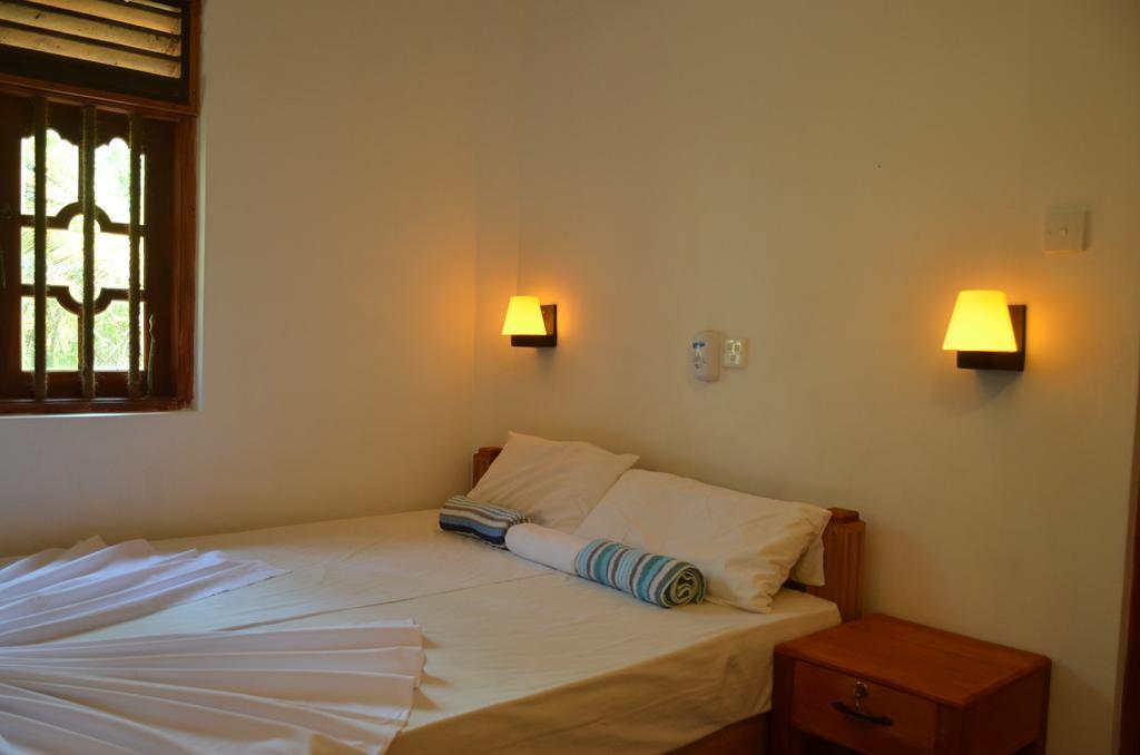 Yaye Guest House Tissamaharama Exterior photo